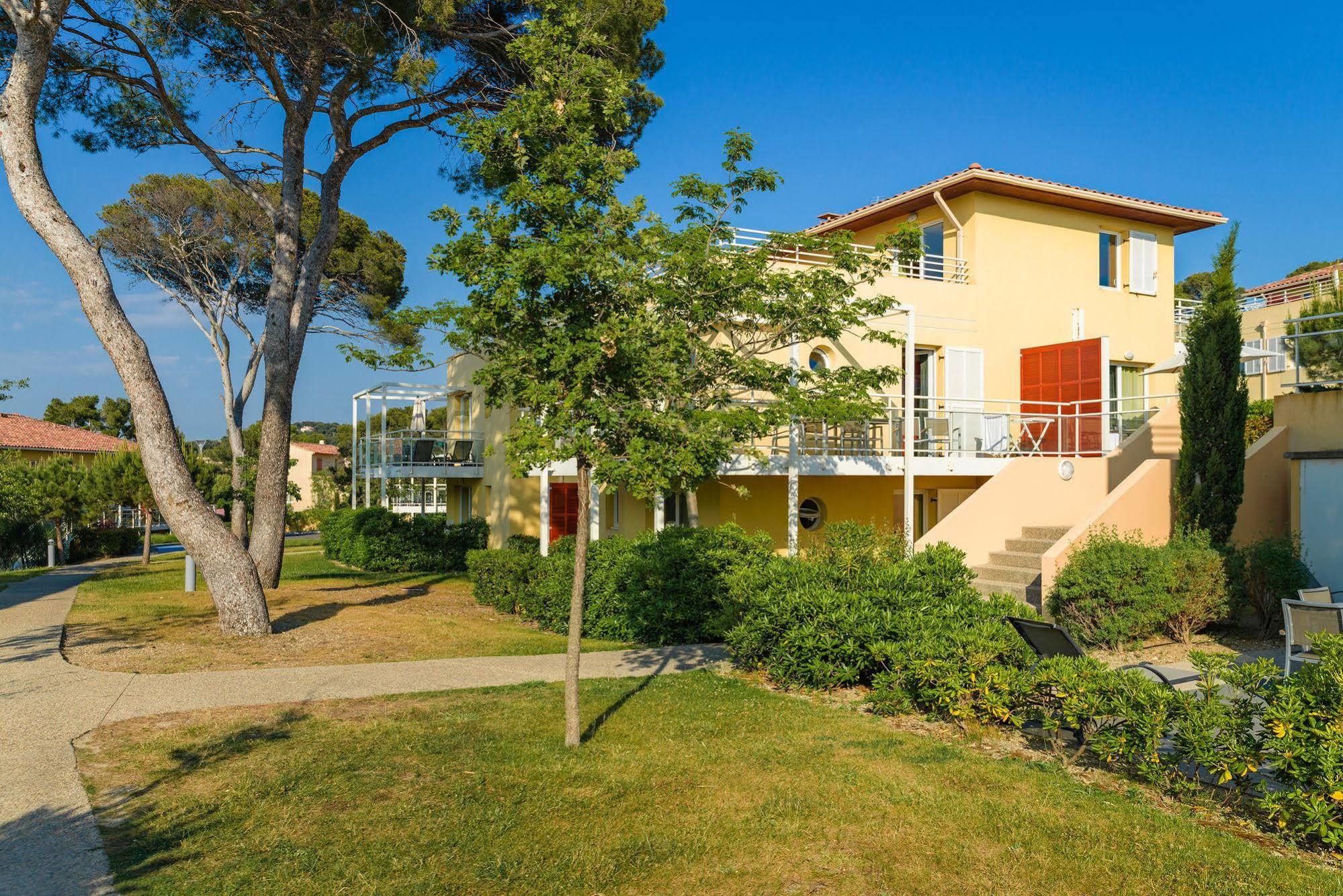 Aparthotel Lagrange Les Terrasses Des Embiez 4*