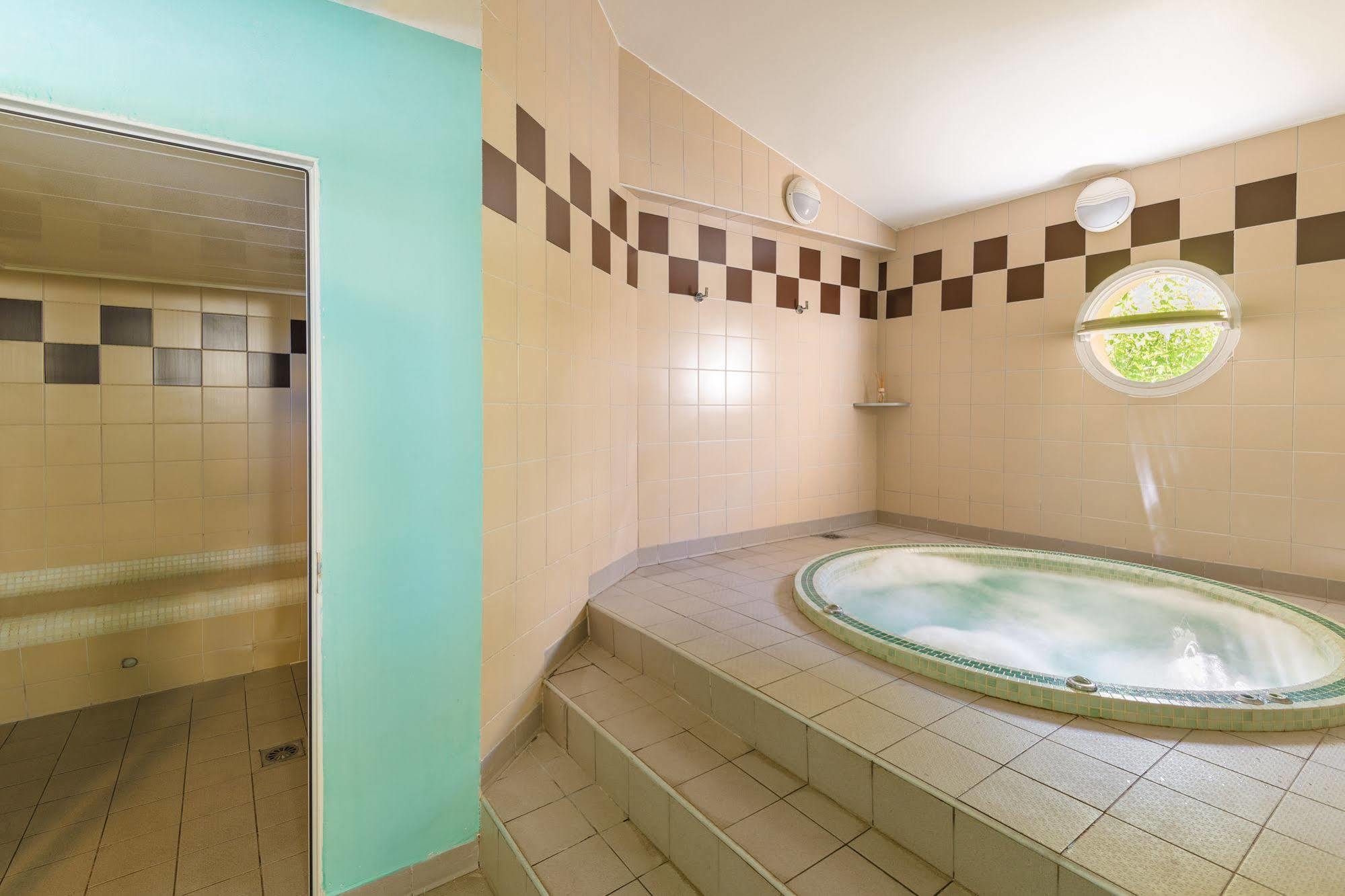 Lagrange Les Terrasses Des Embiez Aparthotel Six-Fours-les-Plages